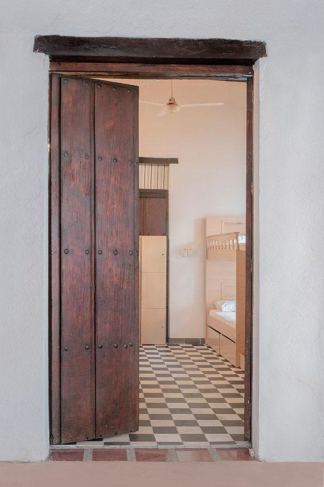 Hostel Aroha Villana