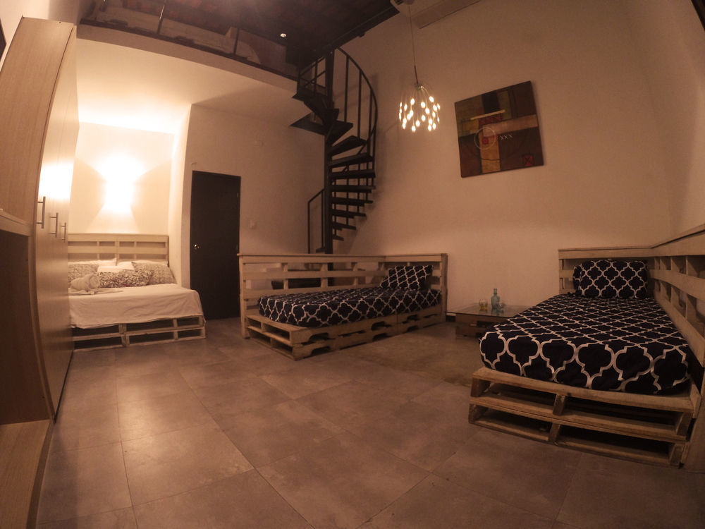Hostel Aroha Villana